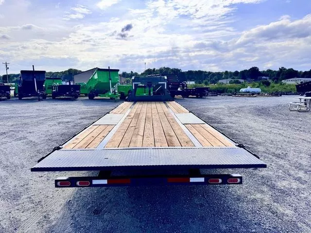 new Equipment / Flatbed Trailers Diamond C Trailers  for sale, in Poplar Bluff, MO Thumbnail 25