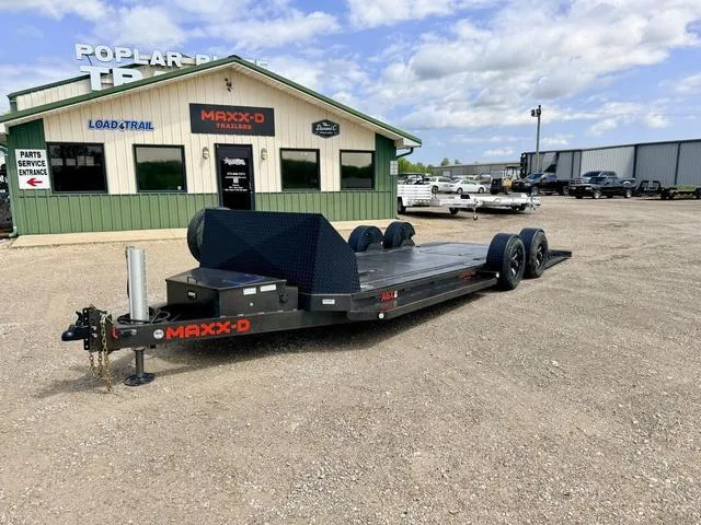 used Car Haulers / Racing Trailers MAXX-D  for sale, in Poplar Bluff, MO Thumbnail 2
