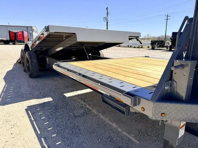 new Tilt Trailers Diamond C Trailers  for sale, in Poplar Bluff, MO Thumbnail 6