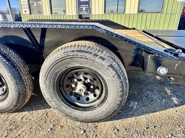 new Equipment / Flatbed Trailers Load Trail  for sale, in Poplar Bluff, MO Thumbnail 17