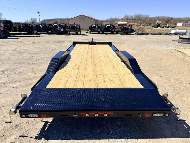 new Car Haulers / Racing Trailers MAXX-D  for sale, in Poplar Bluff, MO Thumbnail 2