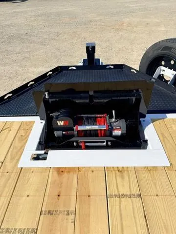 new Equipment / Flatbed Trailers Diamond C Trailers  for sale, in Poplar Bluff, MO Thumbnail 24