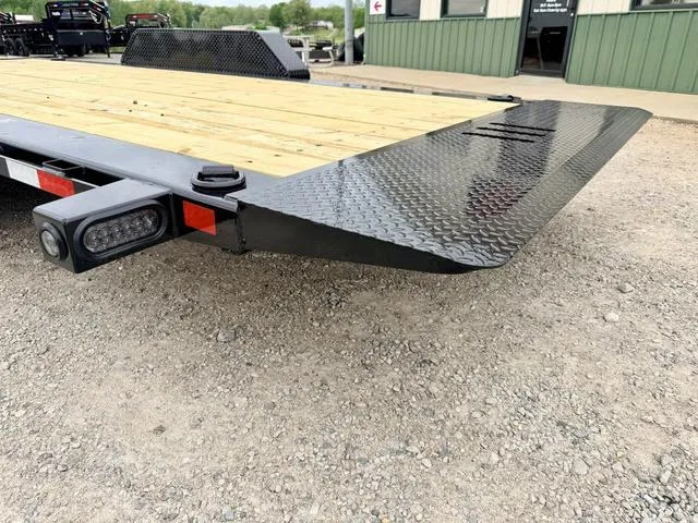 new Equipment / Flatbed Trailers Load Trail  for sale, in Poplar Bluff, MO Thumbnail 21