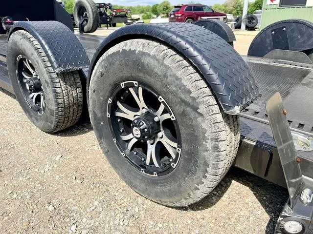 used Car Haulers / Racing Trailers MAXX-D  for sale, in Poplar Bluff, MO Thumbnail 25