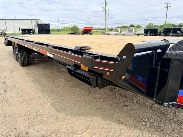 new Equipment / Flatbed Trailers Diamond C Trailers  for sale, in Poplar Bluff, MO Thumbnail 27