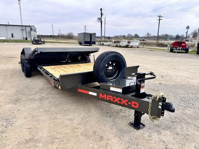 new Equipment / Flatbed Trailers MAXX-D  for sale, in Poplar Bluff, MO Thumbnail 12