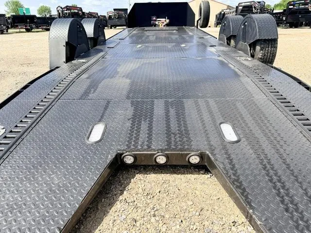 used Car Haulers / Racing Trailers MAXX-D  for sale, in Poplar Bluff, MO Thumbnail 19