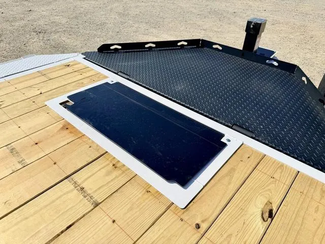 new Equipment / Flatbed Trailers Diamond C Trailers  for sale, in Poplar Bluff, MO Thumbnail 26