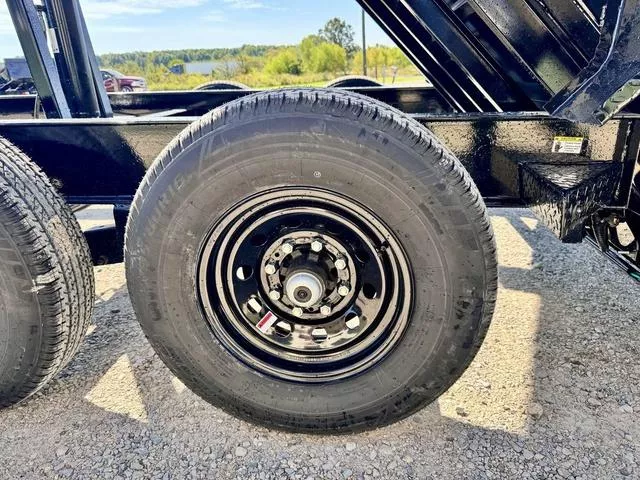 new Equipment / Flatbed Trailers Load Trail  for sale, in Poplar Bluff, MO Thumbnail 19