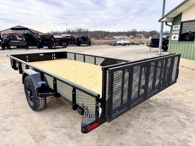 new Utility Trailers Diamond C Trailers  for sale, in Poplar Bluff, MO Thumbnail 2