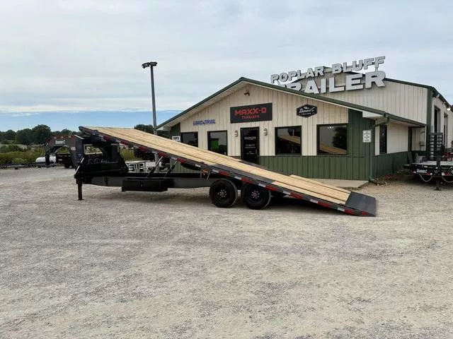 new Equipment / Flatbed Trailers Diamond C Trailers  for sale, in Poplar Bluff, MO Thumbnail 2