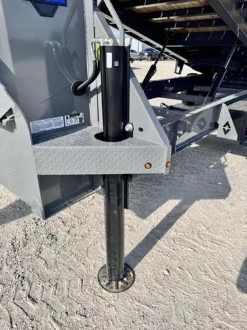new Equipment / Flatbed Trailers Diamond C Trailers  for sale, in Poplar Bluff, MO Thumbnail 23