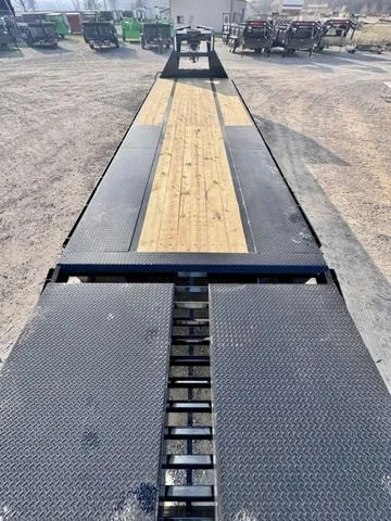 new Equipment / Flatbed Trailers Load Trail  for sale, in Poplar Bluff, MO Thumbnail 3