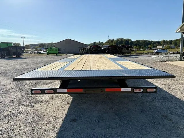 new Equipment / Flatbed Trailers Diamond C Trailers  for sale, in Poplar Bluff, MO Thumbnail 11