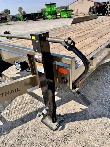 new Equipment / Flatbed Trailers Load Trail  for sale, in Poplar Bluff, MO Thumbnail 13