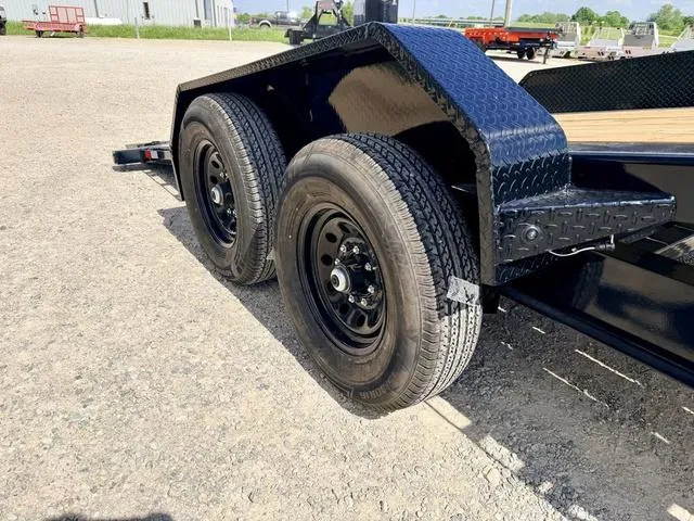 new Equipment / Flatbed Trailers Load Trail  for sale, in Poplar Bluff, MO Thumbnail 9