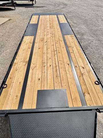 new Equipment / Flatbed Trailers Diamond C Trailers  for sale, in Poplar Bluff, MO Thumbnail 23