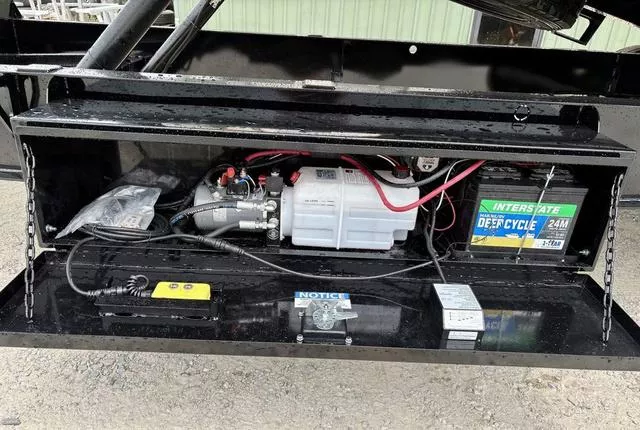 new Equipment / Flatbed Trailers Diamond C Trailers  for sale, in Poplar Bluff, MO Thumbnail 13