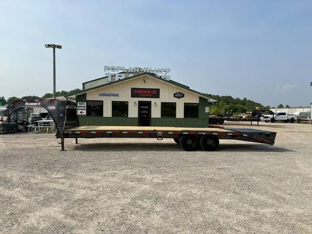 2025 Diamond C Trailers FMAX208  28' x 102 18k Engineered Beam Gooseneck "