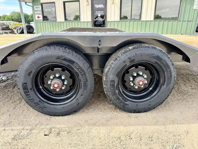 new Tilt Trailers Diamond C Trailers  for sale, in Poplar Bluff, MO Thumbnail 43