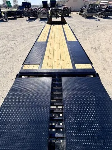 new Equipment / Flatbed Trailers Load Trail  for sale, in Poplar Bluff, MO Thumbnail 10