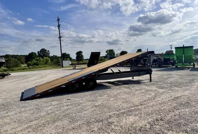 new Equipment / Flatbed Trailers Diamond C Trailers  for sale, in Poplar Bluff, MO Thumbnail 5