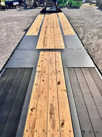 new Utility Trailers MAXX-D  for sale, in Poplar Bluff, MO Thumbnail 23