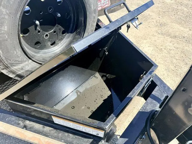 new Equipment / Flatbed Trailers MAXX-D  for sale, in Poplar Bluff, MO Thumbnail 19