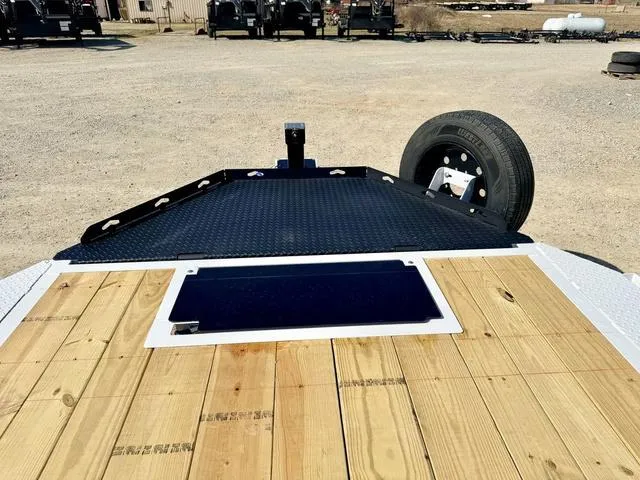 new Equipment / Flatbed Trailers Diamond C Trailers  for sale, in Poplar Bluff, MO Thumbnail 27