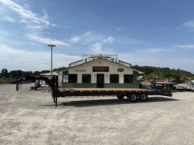 2025 Texas Pride Trailers 8.5X 25+5 (30') 16K Gooseneck Flatbed W/ Mammoth R