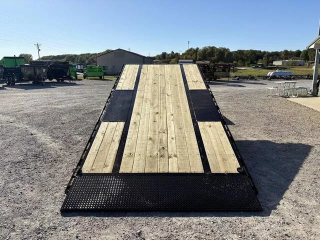 new Equipment / Flatbed Trailers Diamond C Trailers  for sale, in Poplar Bluff, MO Thumbnail 13