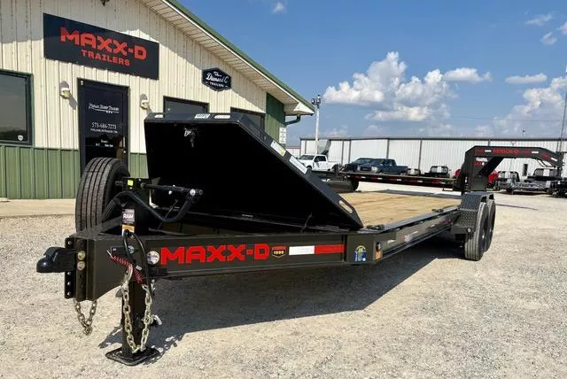 new Equipment / Flatbed Trailers MAXX-D  for sale, in Poplar Bluff, MO Thumbnail 3