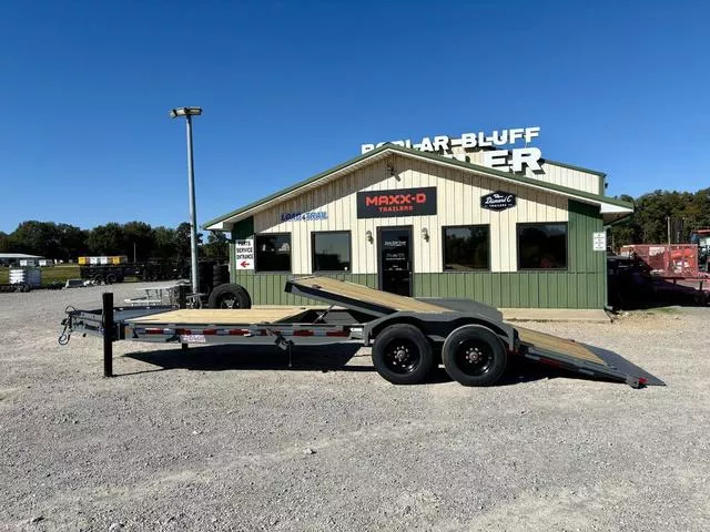 new Tilt Trailers Diamond C Trailers  for sale, in Poplar Bluff, MO Thumbnail 9