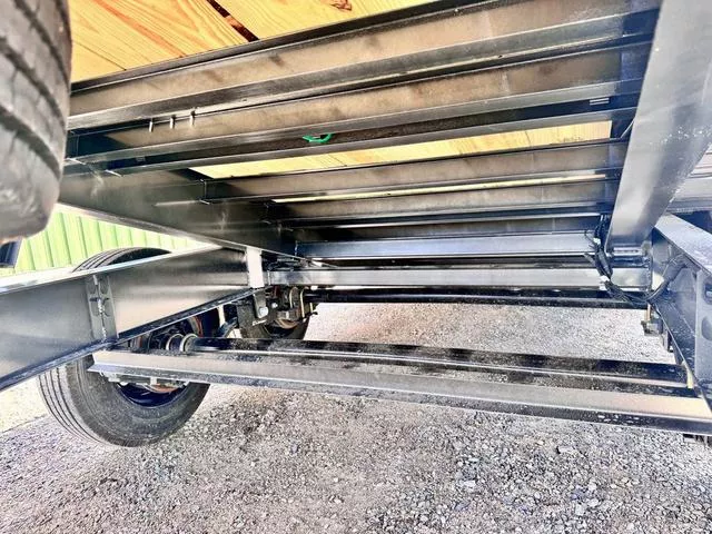 new Equipment / Flatbed Trailers Diamond C Trailers  for sale, in Poplar Bluff, MO Thumbnail 16
