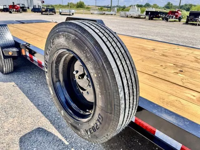 new Equipment / Flatbed Trailers Load Trail  for sale, in Poplar Bluff, MO Thumbnail 12