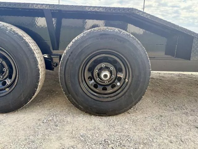 new Car Haulers / Racing Trailers MAXX-D  for sale, in Poplar Bluff, MO Thumbnail 11