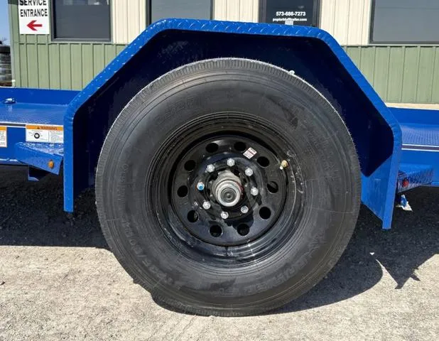 new Tilt Trailers Diamond C Trailers  for sale, in Poplar Bluff, MO Thumbnail 25