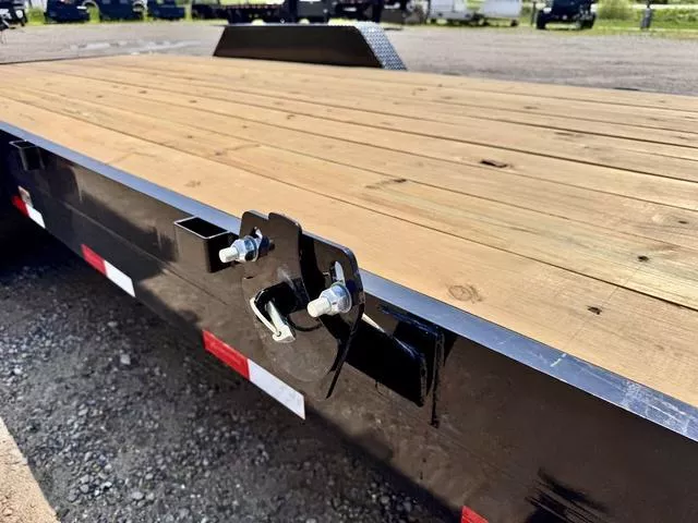 new Equipment / Flatbed Trailers Load Trail  for sale, in Poplar Bluff, MO Thumbnail 17