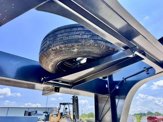 new Tilt Trailers Diamond C Trailers  for sale, in Poplar Bluff, MO Thumbnail 23