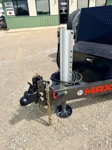 used Car Haulers / Racing Trailers MAXX-D  for sale, in Poplar Bluff, MO Thumbnail 4