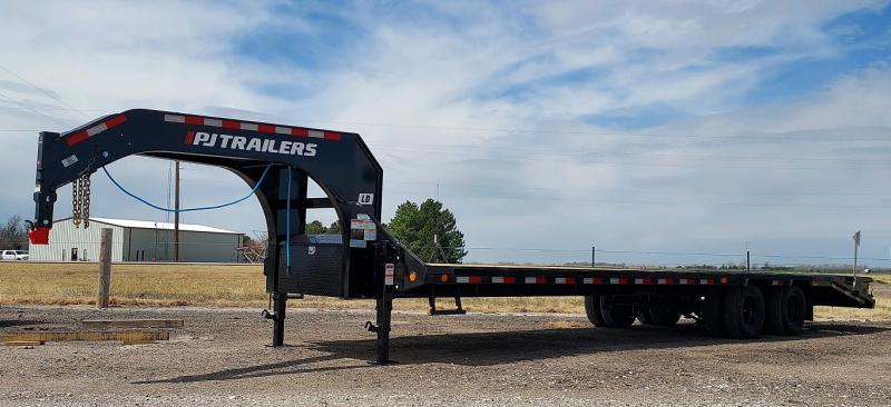 2022 PJ Trailers 102" x 32' Low-Pro Flatdeck with Duals (LD) 2022 PJ Trailers 102" x 32' Low-Pro Flatdeck with Duals (LD)
