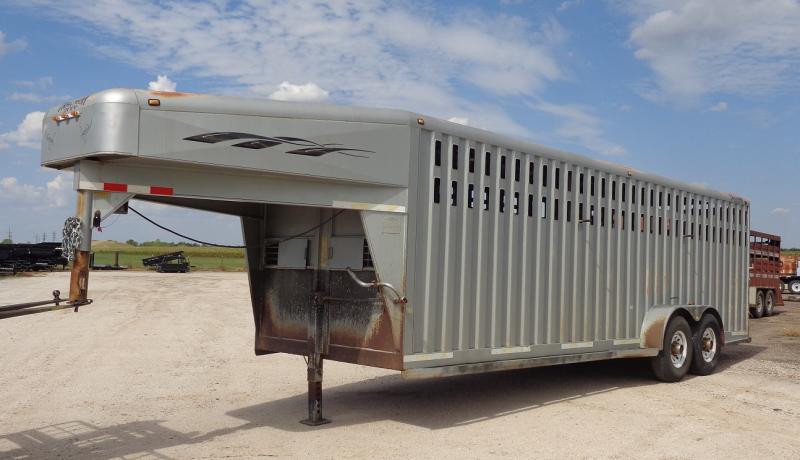 2002 Trailman 6'8" x 24' Stock Trailer 2002 Trailman 6'8" x 24' Stock Trailer