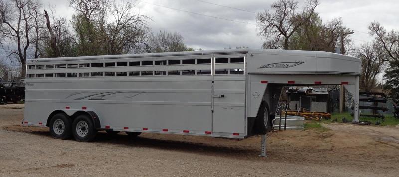 2020 Titan 6'8 x 24' Classic Livestock Trailer 2020 Titan 6'8 x 24' Classic Livestock Trailer