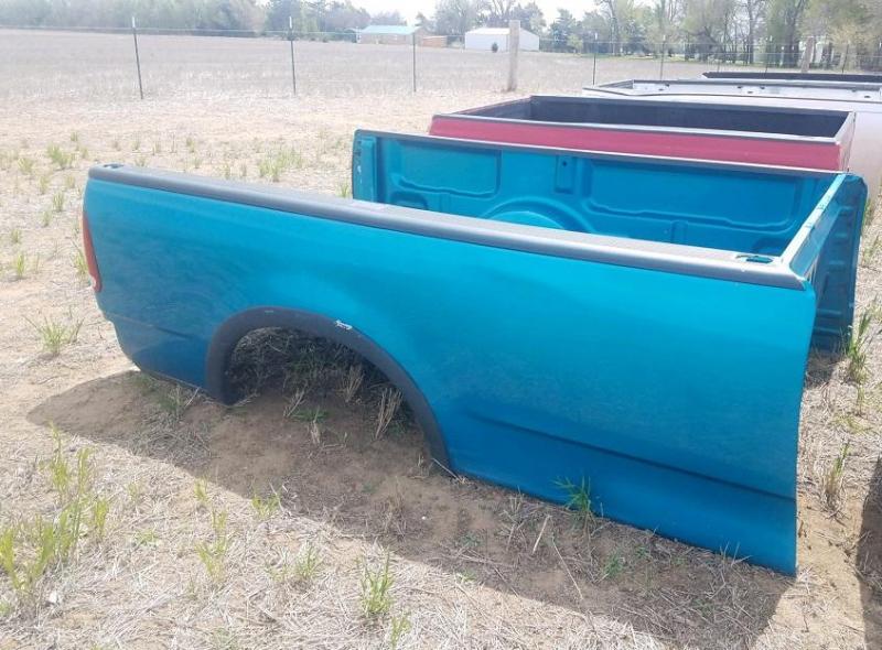1999 Ford F-250 Factory Box Bed 1999 Ford F-250 Factory Box Bed