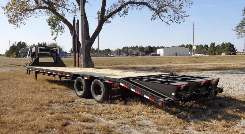 2021 PJ Trailers 102" x 30' Low-Pro Flatdeck with Duals (LD) 2021 PJ Trailers 102" x 30' Low-Pro Flatdeck with Duals (LD)