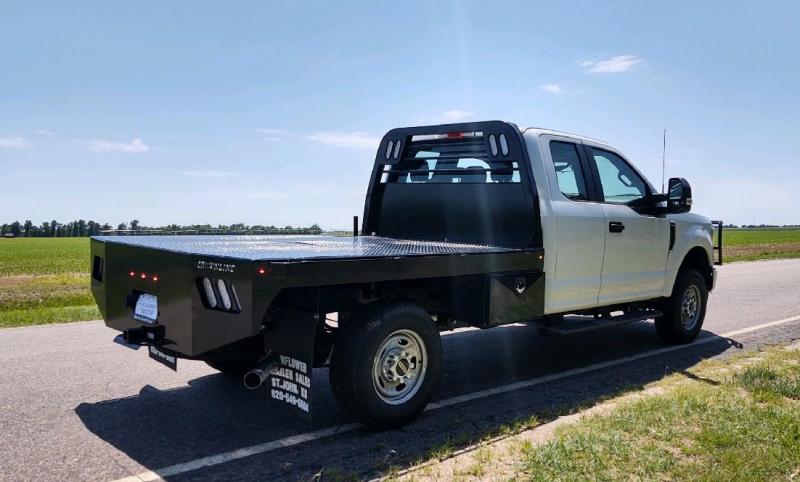 2022 Crownline Rubrail Single Rear Wheel Long Bed Truck Bed 2022 Crownline Rubrail Single Rear Wheel Long Bed Truck Bed