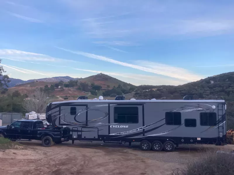 2014 Heartland Cyclone 4018 5th wheel dark grey
