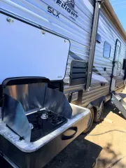 used Travel Trailers Jayco Jay Flight SLX for sale, in Hemet, CA Thumbnail 4
