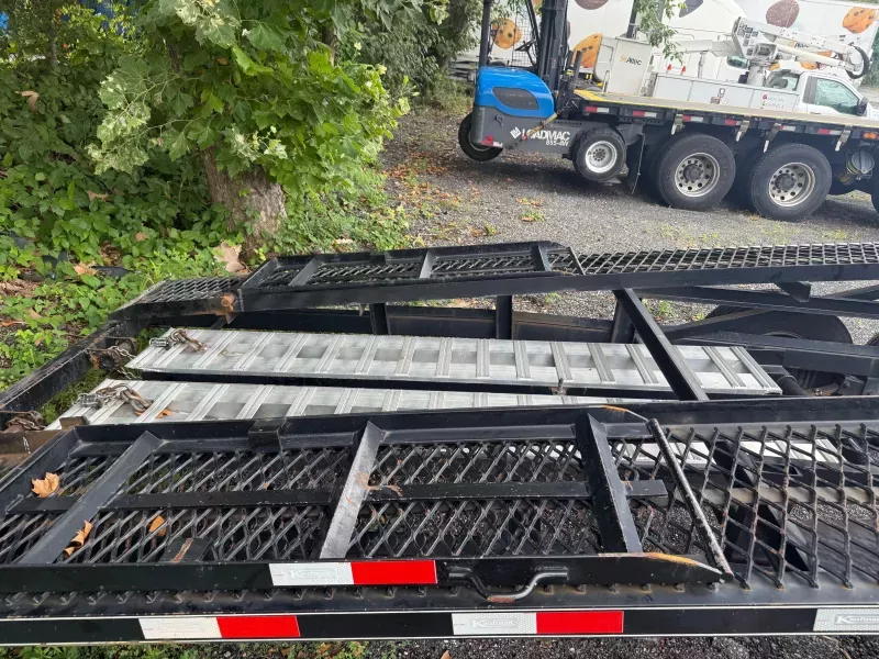 used Car Haulers / Racing Trailers Kaufman Trailers  for sale, in Marcus Hook, PA Thumbnail 2
