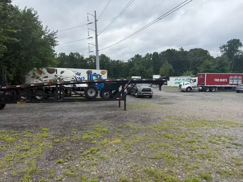 used Car Haulers / Racing Trailers Kaufman Trailers  for sale, in Marcus Hook, PA Thumbnail 4